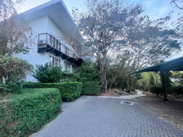 Venta de apartamento con Terraza en condominio pet friendly in Uruca, Santa Ana, San José — $198,000