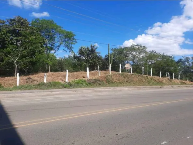 VENTA DE LOTE, USO MIXTO, GUANACASTE, SANTA CRUZ, TAMARINDO in Tamarindo, Santa Cruz, Guanacaste — $620,000 - Photo 2 of 4