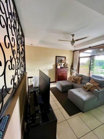 CASA EN VENTA EN SAN FRANCISCO HEREDIA en San Francisco, Heredia — ₡ 129 000 000