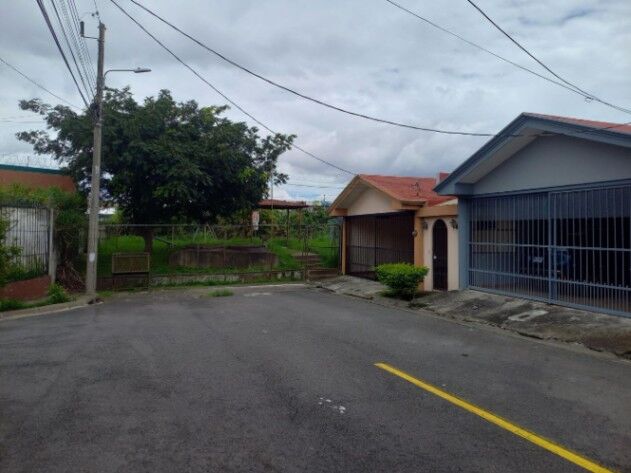 Venta de Casa en San Vicente de Moravia. en San Vicente, Moravia, San José — $169,500