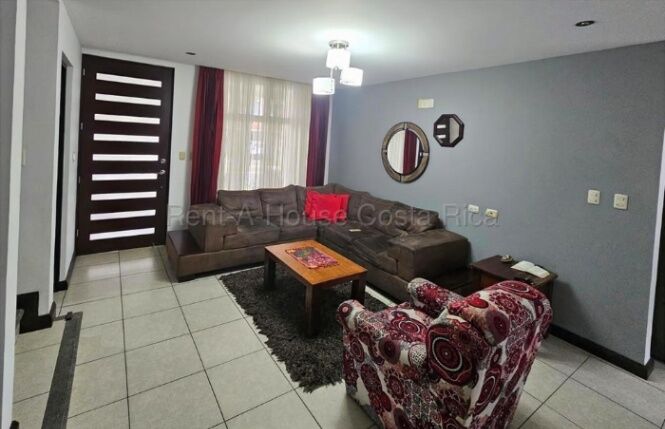 Venta casa en cotizado condominio Hacienda Colón in Colón, Mora, San José — $230,000