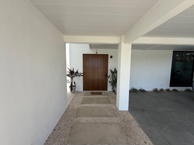 Modern Family Home for Sale in Condominio Residencial Las Mesetas en Atenas, Alajuela — $450,000 - Foto 3 de 35
