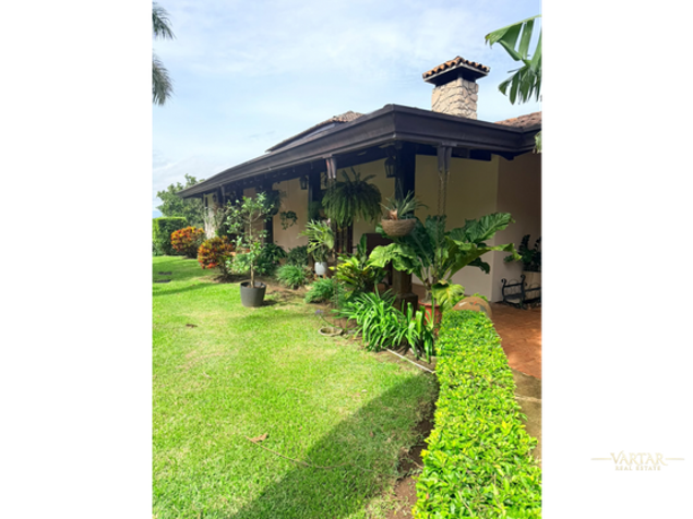 Hacienda en venta en San Rafael, Heredia en San Pablo, Barva, Heredia — $1,250,000
