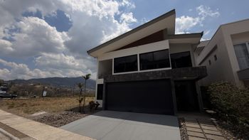 ¡Se Vende! Casa en Condominio | Santa Ana, San José | Precio $650.000 en Pozos, Santa Ana, San José — $650,000 - Foto 4 de 17