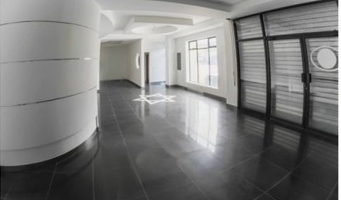 ALQUILER DE OFICINA, HEREDIA, LA AURORA en Ulloa, Heredia — $4,000