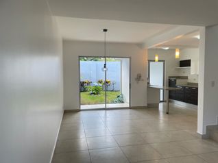 Venta de casa de dos plantas en Condominio Barlovento, segunda etapa. in Tres Ríos, La Unión, Cartago — $195,000 - Photo 4 of 16