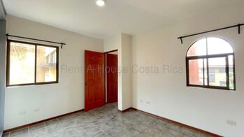 Alquiler de Apartamento en El Centro de Santa Ana. RAH 26-2058 in Santa Ana, San José — 425 000 ₡ - Photo 5 of 20