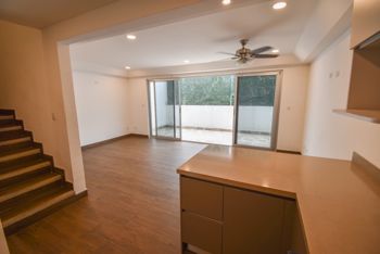 Condominio de 3 Habitaciones en Escazú in San Rafael, Escazú, San José — $1,800 - Photo 2 of 30