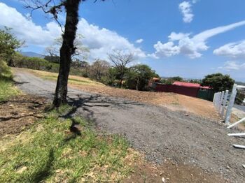  Terreno en Pozos de Santa Ana-San José -Costa Rica in Pozos, Santa Ana, San José — $821,600 - Photo 4 of 17