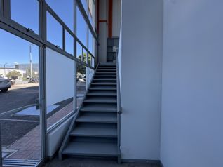Venta de Ofibodega comercial en Escazú en Escazú, San José — $350,000 - Foto 3 de 15