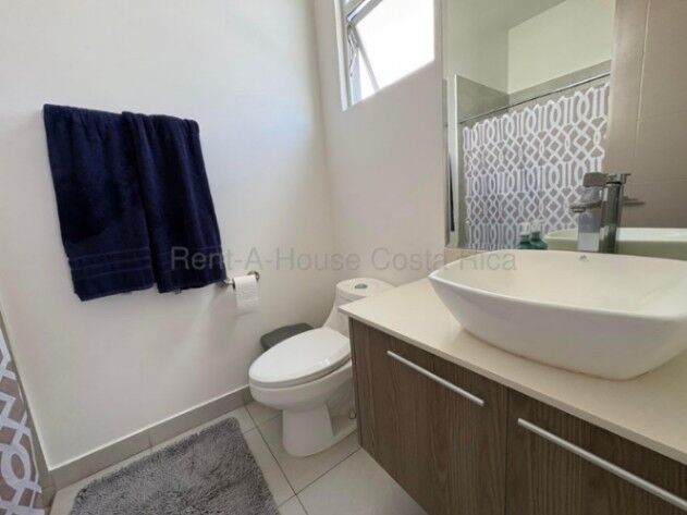 Venta de Casa en Santo Domingo-San Miguel, Heredia. RAH 26-2189 en San Miguel, Santo Domingo, Heredia — $265,000