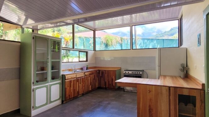 Casa en centro de San Gerardo de Rivas, Perez Zeledon.  in Rivas, Pérez Zeledón, San José — $199,999