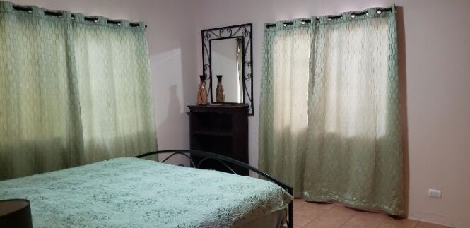 CASA DE PLAYA EN VENTA, PUNTARENAS, $245.000 COD#25-1495 in Parrita, Puntarenas — $245,000