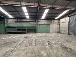 Warehouse rental in Cartago, from ₡800,000, great location - Photo 2 of 3