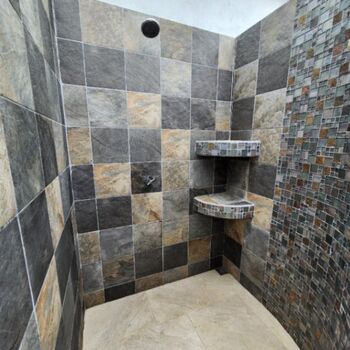 ¡Tu Casa de Vacaciones Perfecta o Increíble Oportunidad de Inversión en San Francisco de Cajón! en Cajón, Pérez Zeledón, San José — $249,000 - Foto 5 de 16