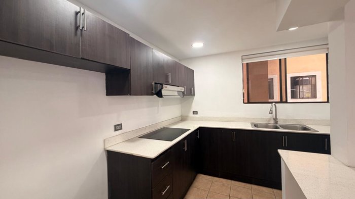 Se alquila Apartamento con amenidades en la Uruca en Uruca, San José — ₡ 465 000 - Foto 3 de 15