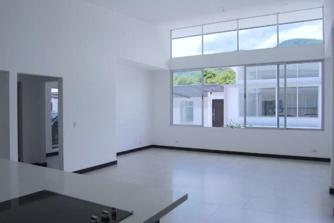 Alquiler de Casa en Piedades de Santa Ana. en Piedades, Santa Ana, San José — $1,700