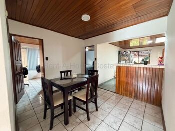 Venta de Acogedora Casa en Barva, Heredia / Mls. 26-1973 OFC JB en San Pedro, Barva, Heredia — $290,000 - Foto 5 de 10