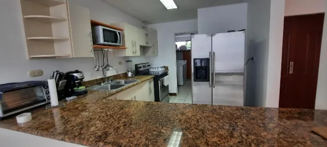 VENTA DE CASA EN ESCAZÙ $238.000 COD#25-1430 en Escazú, San José — $238,000 - Foto 2 de 9