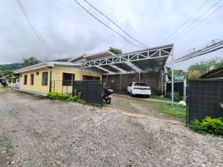 Venta de propiedad en Salitral de Santa Ana con tres casas alquiladas in Salitral, Santa Ana, San José — 115 000 000 ₡ - Photo 2 of 11