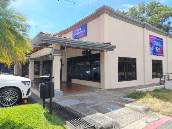 Alquiler de Local Comercial en La Ribera-Belén, Heredia. RAH 26-1214 in La Ribera, Belén, Heredia — $2,000