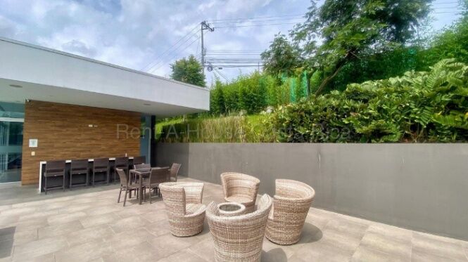 Venta de Apartamento en Escazú, San José. RAH 26-2072 en Escazú, San José — $280,000