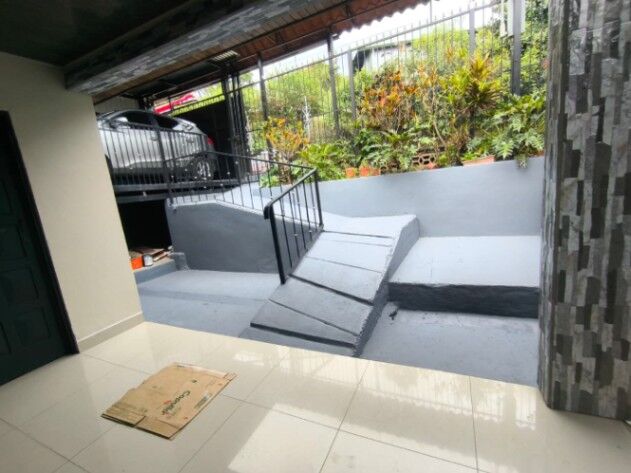 SE VENDE BELLA CASA EN SAN ISIDRO DE ATENAS.  in San Isidro, Atenas, Alajuela — ₡ 45 000 000
