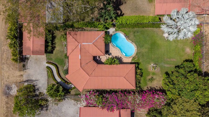 Venta de casa con piscina en Portegolpe, Tempate, Guanacaste (AD) en Tempate, Santa Cruz, Guanacaste — $279,000