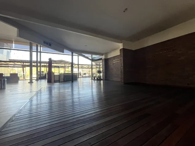 ALQUILO LOCAL COMERCIAL PARA RESTAURANTE EN SAN PEDRO en San Pedro, Montes De Oca, San José — $3,756 - Foto 2 de 16