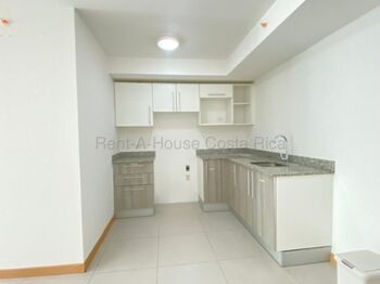 Venta de Apartamento en Ulloa-Heredia.  in Ulloa, Heredia — 65 900 000 ₡ - Photo 4 of 17