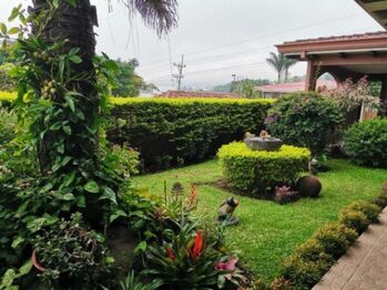 Venta de Casa en San Rafael de Escazú. RAH 23-516 en San Rafael, Escazú, San José — $390,000 - Foto 4 de 10
