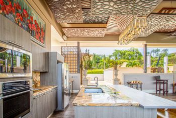 Turnkey Exotic Villa with Pool & Views | Bitcoin Accepted | in Jesús, Atenas, Alajuela — $3,900,000 - Photo 3 of 50