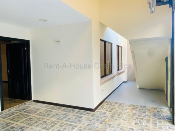 Se vende casa San Diego La Unión 27-78 en San Diego, La Unión, Cartago — ₡ 137 000 000