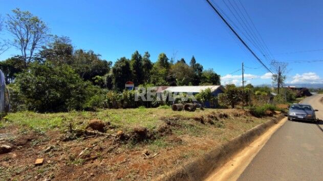 LOTE EN VENTA EN SANTA ELENA, PÉREZ ZELEDÓN – 672 m² LISTO PARA CONSTRUIR in San Isidro De El General, Pérez Zeledón, San José — $32,000