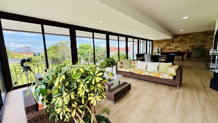 House for Sale in San Miguel de Santo Domingo de Heredia in San Miguel, Santo Domingo, Heredia — $900,000 - Photo 1 of 49