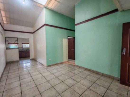 MLS-26-214 VENTA CASA TURRIALBA CENTRO  en Turrialba, Cartago — $88,000