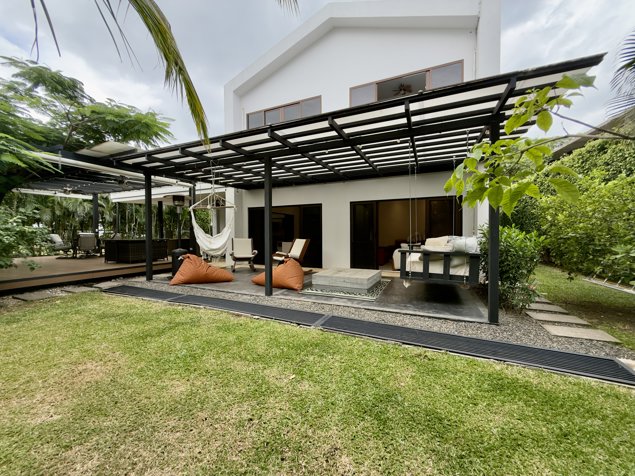 Casa en Hacienda Espinal para alquiler con o sin muebles en Guácima, Alajuela — $6,500