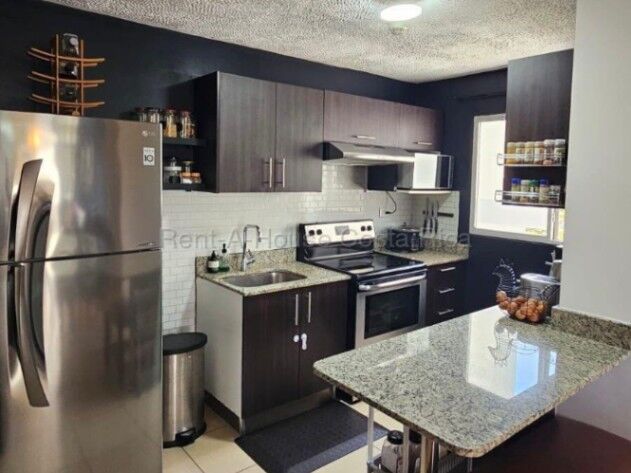 Venta apartamento remodelado de 3 habitaciones con amenidades premium #26-1816 GS en San Rafael, Alajuela — $118,000