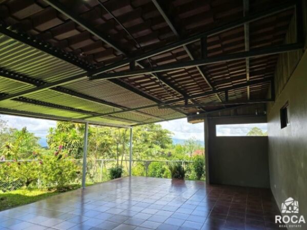 Linda casa en venta en Santa Marta de Cajon Pérez Zeledón  en Cajón, Pérez Zeledón, San José — ₡ 75 000 000