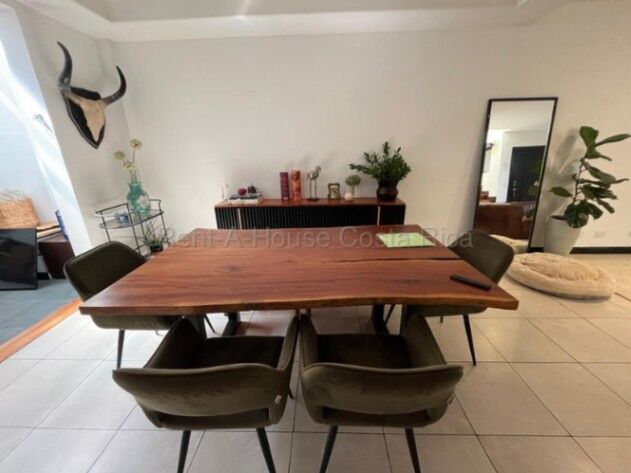 Venta de Casa en Escazú-San Rafael. RAH 26-1729 en San Rafael, Escazú, San José — $245,000