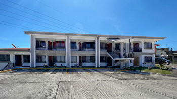 Se vende apartamento en Jardines de Moravia (FE)