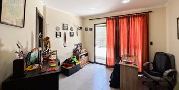 Venta casa de lujo: 3 pisos y jardín, Lomas de Ayarco, Curridabt (CT) en Sánchez, Curridabat, San José — $695,000 - Foto 5 de 11