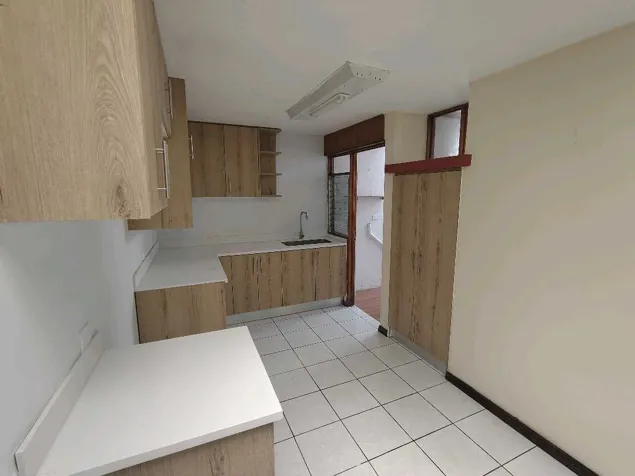 VENDO HERMOSA CASA EN CONDOMINIO COROBICÍ, MORAVIA in San Vicente, Moravia, San José — ₡ 68 000 000 - Photo 2 of 41
