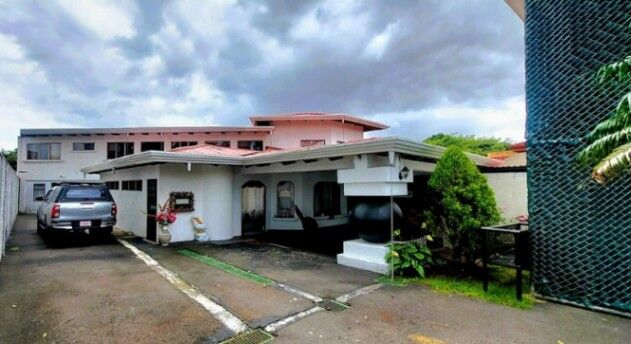 Venta de Casa Amoblada + APTO en Santo Domingo de Heredia. RAH 26-1252 en Santo Tomás, Santo Domingo, Heredia — ₡ 250 000 000