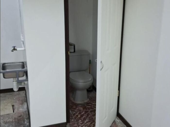Activo de Uso Mixto de Alto Rendimiento | Inversión con Flujo de Caja Inmediato in Aguacaliente, Cartago — ₡ 165 000 000