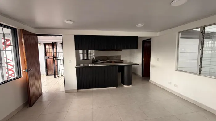 Se alquila Oficina, en una excelente ubicación en San Pedro 3 en San Pedro, Montes De Oca, San José — $950