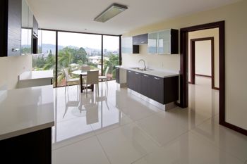 VENTA DE APARTAMENTO, ESCAZU, SAN RAFAEL, CONDOMINIO ALTOS DE MARBELLA in San Rafael, Escazú, San José — $495,000 - Photo 4 of 6