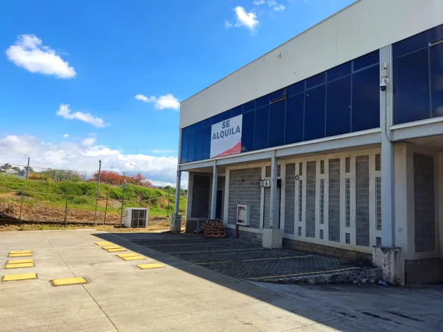 Se Alquila, Bodega,Barreal, Heredia en Ulloa, Heredia — $8,324 - Foto 2 de 18