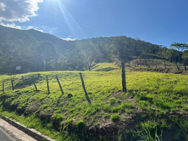 Se vende Terreno en Jaboncillos Escazú 1.1hta in Escazú, San José — $764,625 - Photo 2 of 3