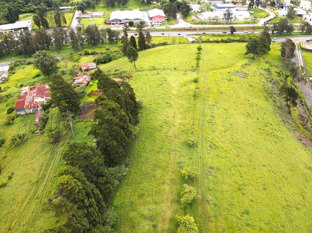 LOTE  INDUSTRIAL UBICADO EN OCHOMOGO in San Nicolás, Cartago — $4,350,000 - Photo 3 of 17